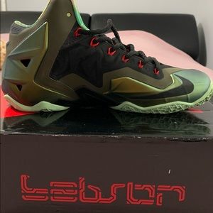 Nike Lebron X1, size 8.5